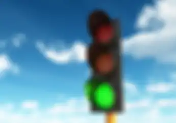 Ada yang Tahu Kenapa Lampu Lalu Lintas Berwarna Merah, Kuning dan Hijau?
