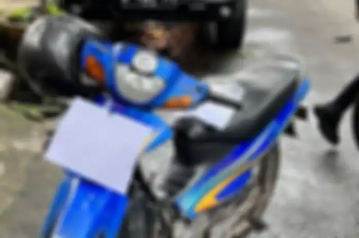 Suzuki Shogun diduga milik pelaku bom bunuh diri di Astanaanyar, Bandung (7/12) hingga menyeret salah satu seniman tari.