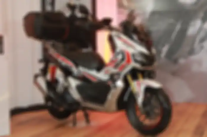 Modifikasi Honda ADV 150 garapan R-AutoWorks 