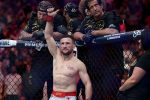 Sepupu Khabib Nurmagomedov dalam Bahaya, Raja Kelas Bantam Berikrar Menghajarnya Habis-habisan