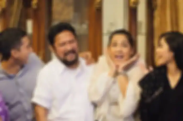 Keluarga Jamal Mirdad dan Lydia Kandou