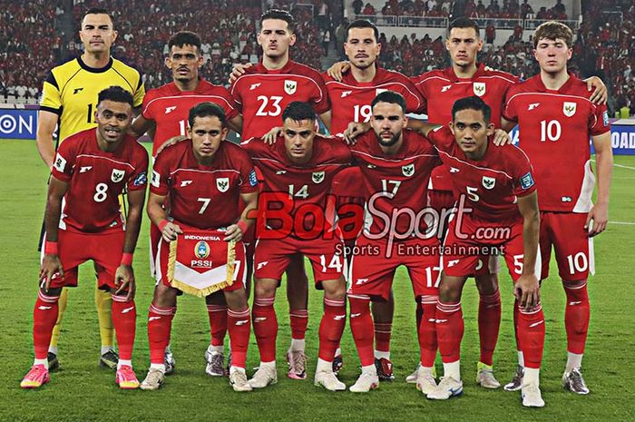 Timnas Indonesia sedang foto bersama di Stadion Utama Gelora Bung Karno, Senayan, Jakarta, Kamis (5/6/2025).