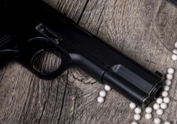 Kronologi Polisi Tembak Remaja hingga Tewas di Makassar, Ngakunya Tak Sengaja Tapi Ibu Korban Temukan Bekas Penganiayaan