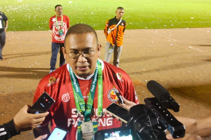 Dewan Penasehat Semen Padang, Andre Rosiade