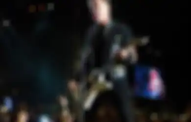 3 Lagu Metallica yang Mengisahkan Masa Kecil Traumatis James Hetfield!
