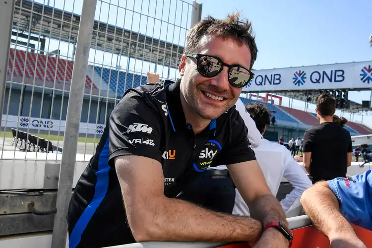 Manajer Tim VR46 Milik Rossi Gantikan Davide Brivio Di Suzuki?
