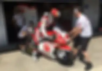 Masih Sakit Dikit, Dimas Ekky Pratama Ikut Tes Resmi Moto2 Jerez