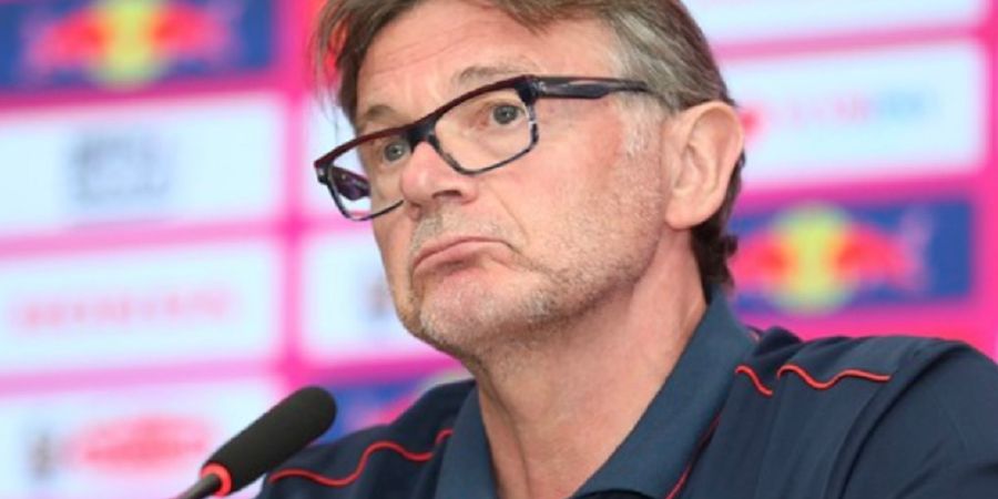 Troussier Ngasal Pilih Pemain, Fans Vietnam Mulai Krisis Kepercayaan Diri Jelang Kualifikasi Piala Dunia 2026