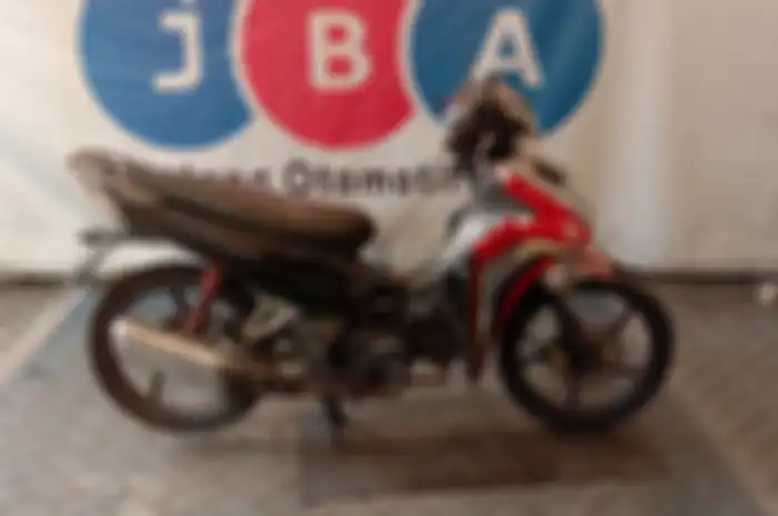 Lelang motor murah 2023 Honda Blade di Jakarta, mulai Rp 1,5 juta.