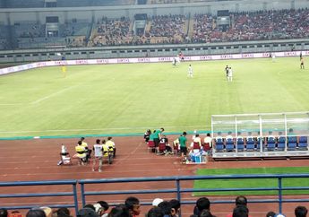Debut di Timnas Indonesia Berakhir Pilu, Ramadhan Sananta Tertunduk Lesu usai Diganti Shin Tae-yong