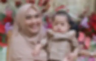 Putra Bungsunya Tak Bisa Menangis Sejak Lahir, Oki Setiana Dewi Ungkap Penyebab dan Ciri-ciri Prader Willi Syndrome Penyakit Langka yang Diderita Sulaiman