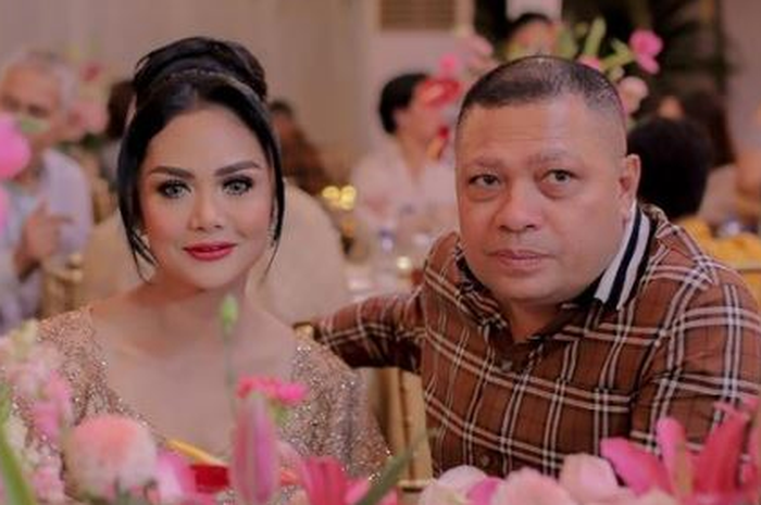 Krisdayanti dan Raul Lemos