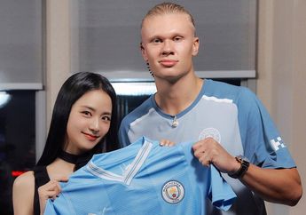 Jisoo BLACKPINK Ajari Erling Haaland Dance Flower, Netizen: Persiapan Buat Selebrasi!