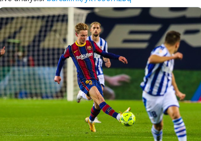 Aksi gelandang Barcelona, Frenkie de Jong, dalam pertandingan melawan Real Sociedad di pekan ke-19 Liga Spanyol 2020-2021, Kamis (17/12/2020) dini hari WIB.