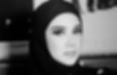 Belasan Tahun 'Babak Belur' Dihujat Netizen Sebagai Pelakor, Tabiat Asli Mulan Jameela yang Tak Diketahui Dibongkar Pesinetron Ini: Semacam Ceria Gitu Ya, Padahal Mah...