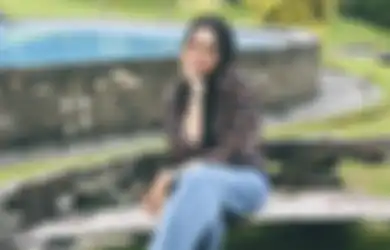 4 Outfit Kece Salma Salsabil Juara Indonesian Idol 2023 Kenakan Jeans
