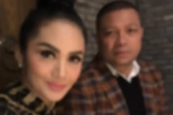Krisdayanti dan Raul Lemos