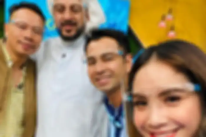 Kedekatan Syekh Ali Jaber dan Raffi Ahmad