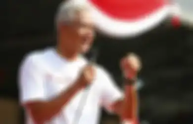 Usai Ditegur PDI-P, Ganjar Pranowo Malah Didoakan seorang Kakek Jadi Capres: Mudah-mudahan Bisa