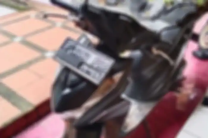 Motor Honda BeAT yang hendak dimaling pelaku namun gagal hingga dibuat KO oleh warga.