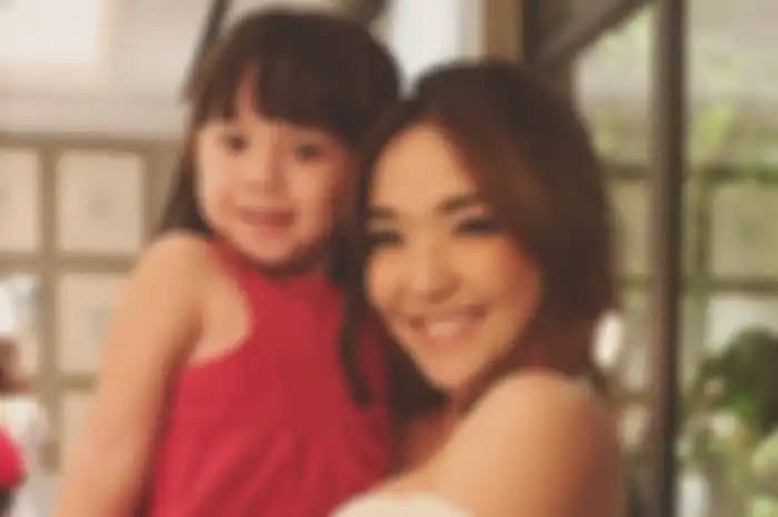 Gempita Nora Marten dan Gisella Anastasia