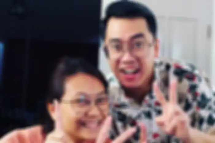 Dennis Adhiswara kabarkan Sang Istri Positif Covid-19, 