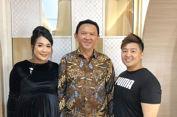 Puput Nastiti Devi tampil cantik saat pemotretan