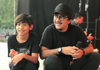 Belum Ikhlas Mobil Klasik Morris Bapaknya Jadi Rebutan Raffi Ahmad hingga Denny Cagur, Anak Andre Taulany Ngaku Belum Bisa Move On Sampai Terbawa Mimpi: Aku Pengen Dibalikin!