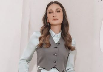 4 OOTD Luna Maya Saat Nonton Konser Musik Coachella, Tak Kalah Modis dari Artis Hollywood!