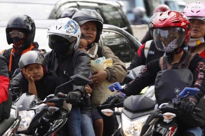 Ilustrasi mudik pakai motor kopling