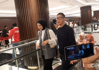 Citra Kirana dan Rezky Aditya Kompak Nonton Konser Semesta Kris Dayanti