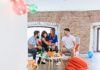 5 Arti Mimpi Rumah Mengadakan Pesta, Pertanda Baik atau Justru Buruk?