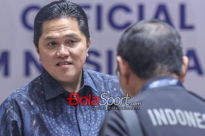 Ketua Umum PSSI, Erick Thohir, saat hadir di Menara Danareksa, Gambir, Jakarta Pusat, Kamis (14/3/2024) siang.