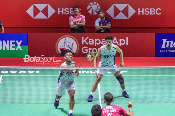 Ganda putra Indonesia, Pramudya Kusumawardana/Yeremia Erich Yoche Yacob Rambitan saat berlaga di babak pertama Indonesia Open 2023 di Istora Senayan, Jakarta, Indonesia, Rabu 914/6/2023).