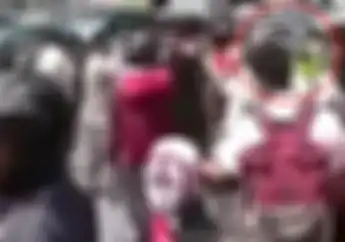 Lihat Nih Video! Kids Jaman Now Enggak Ada Takutnya Sama Polisi, Udah Tau Salah Malah Ngelawan