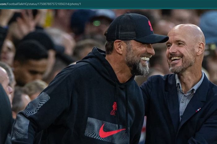 Pelatih Man United, Erik ten Hag, mengaku cemburu dengan Arne Slot karena dapat warisan Liverpool-nya Juergen Klopp.