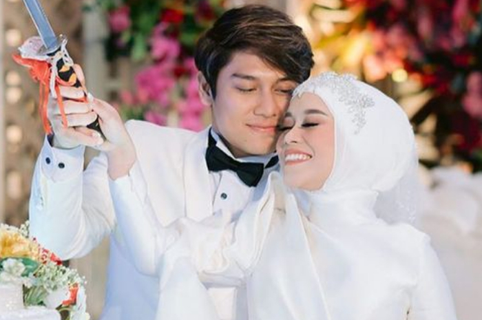 Potret pernikahan Lesti Kejora dan Rizky Billar.