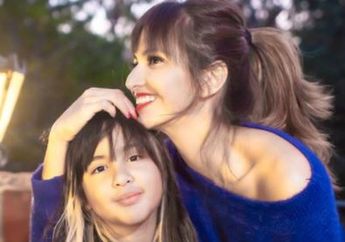 Akan Rayakan Ulang Tahun di Bali, Putri Sulung Nia Ramadhani Justru Tampak Lesu, Mikhayla: Bosen Banget!