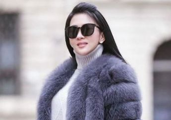 Pulang Kampung Usai 4 Bulan Nikmati Hidup di Jepang, Syahrini Langsung Gelar Acara mewah di Restoran Sang Ibunda Demi Jumpai Sosok yang Disebut Anaknya ini: Rasa Rindu Terobati!