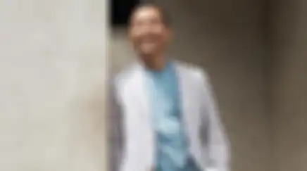 Ernest Prakasa kritik pedas warganet yang masih asik nongkrong di tengah wabah virus corona