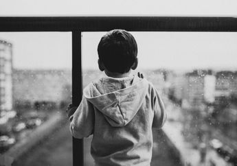 Kronologi Balita Ditemukan Meninggal Dunia di Aliran Sungai Cibubur, Diduga Kelalaian Orang Tua?