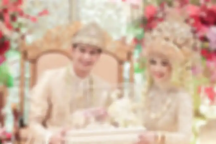 Ria Ricis dan Teuku Ryan terima kado miliaran rupiah dari sosok ini
