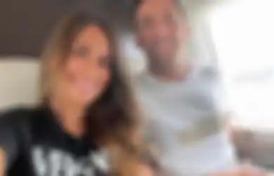 Jatuh Hati dengan Cinta Pertama, Kisah Asmara Messi dan Antonella Rocuzzo Kembali Disatukan Usai Tragedi Kehilangan
