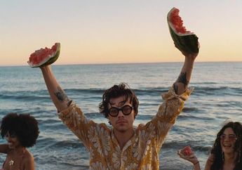 Ubah Gaya Rambut dari Gondrong ke Pendek Selama Pandemi, Harry Styles Bikin Penggemar&nbsp;Heboh