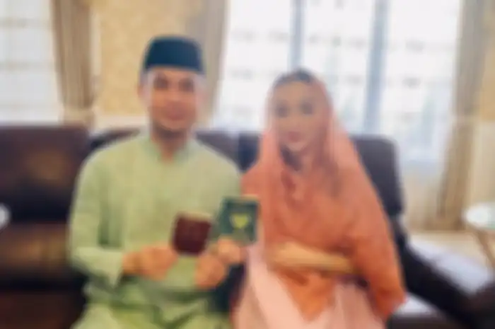 Unggahan Zaskia Gotik