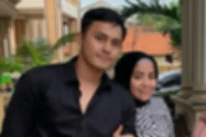 Rumah tangga Muzdalifah dan Fadel Islami