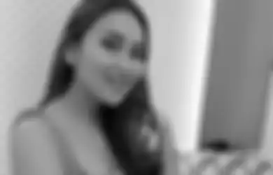 Lama Menjanda Hingga Sering Dijodohkan Fansnya, 2 Peramal Ini Beri Kabar Gembira Soal Kisah Asmara Ayu Ting Ting, Diramalkan Sudah Dekat dengan Calon Mertua dan Kerap ketemu Diam-diam