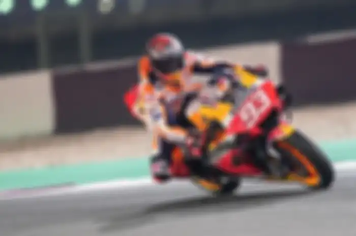 Marc Marquez merasa bahunya sakit ketika menikung ke kanan di sirkuit Losail pada tes pramusim MotoGP Qatar