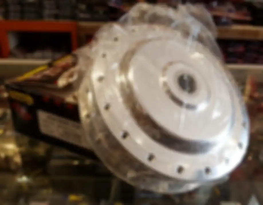 Tromol pelek jari-jari untuk Yamaha Lexi dan Aerox 155