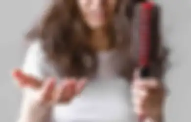 Tips Hidup Atasi Rambut Rontok Berlebihan, Lakukan 7 Cara Ini